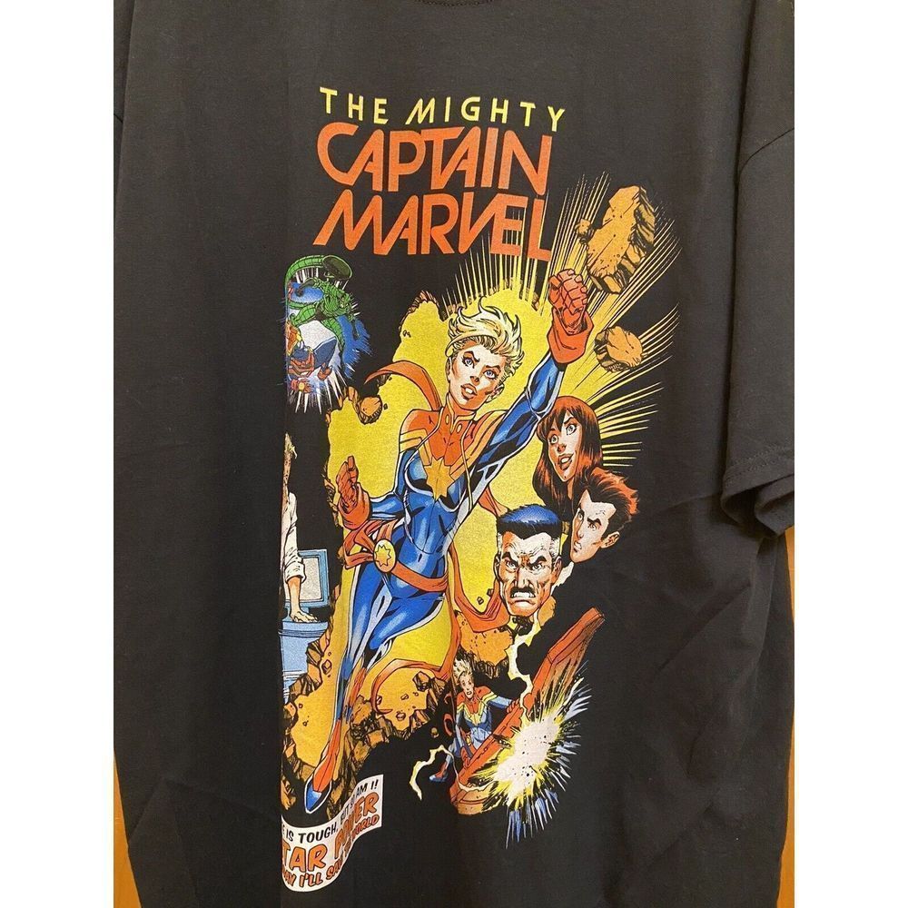 THE MIGHTY CAPTAIN MARVEL Marvel Comics Black T-Shirt Size 1X - Picture 5 of 6